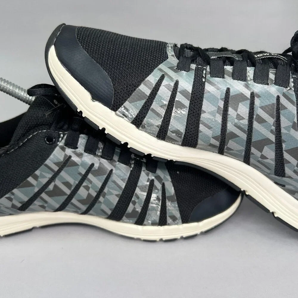 New Balance Womens Black and Gray Athletic Sneakers